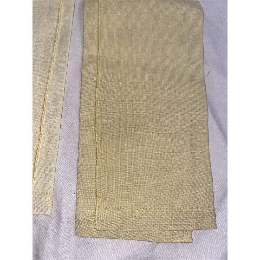 Fruit of the Loom yellow beautiful